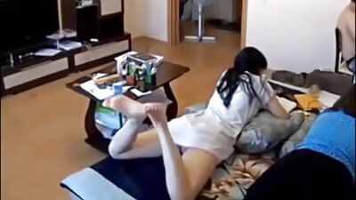 Kétségbeesett dadus baszik amatör szexvideok mostohaapja ébredés után