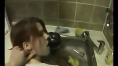 Szerencsés fickó eléri a hihetetlenül aranyos testvér kukkolos sex videok